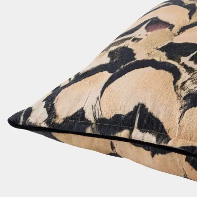 Feathers Pillow