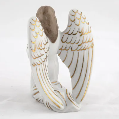 Kneeling Angel White