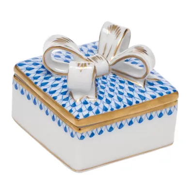 Box With Bow Sapphire 2 in L X 1.75 in H