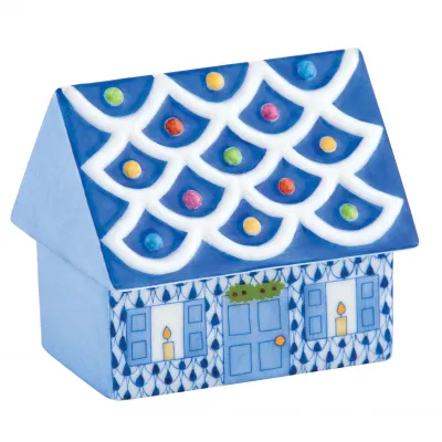 Cozy Gingerbread House Sapphire 3 in L X 2.25 in W X 2.5 in H