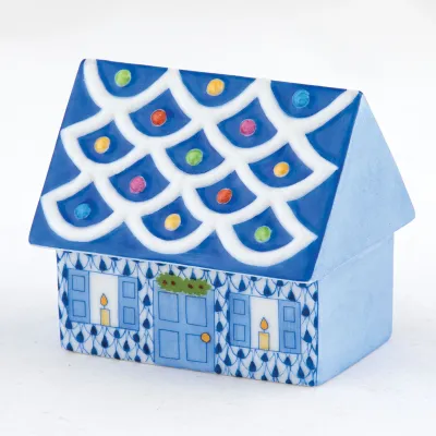 Cozy Gingerbread House Sapphire 3 in L X 2.25 in W X 2.5 in H