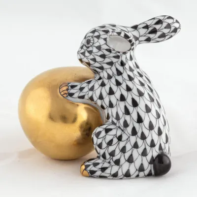 Bunny With Egg Black 2.5 in L X 1.75 in W X 2.25 in H