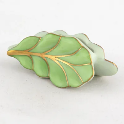 Leaf Place Card Holder Key Lime 2.5 in L X 1.25 in W X 1 in H