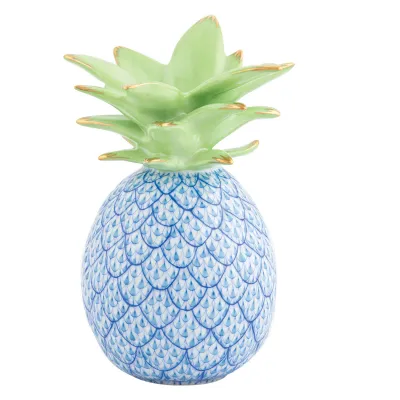 Medium Pineapple Blue 3.25 in L X 3 in W X 4.5 in H