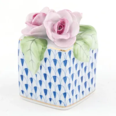 Roses In Vase Sapphire