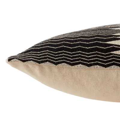 Jaipur Living Mokie Black/ Ivory Tribal Poly Fill Pillow 18 inch
