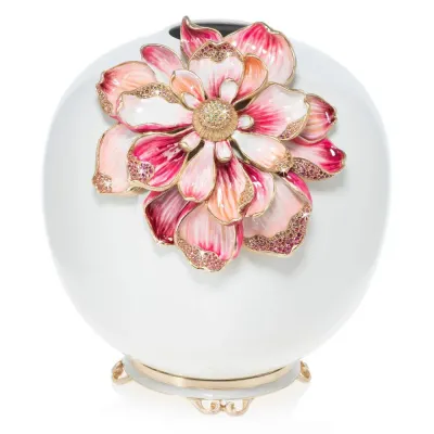 Dolly Magnolia Vase