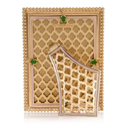 Lucas Flora Stone Edge Frame 5" x 7"