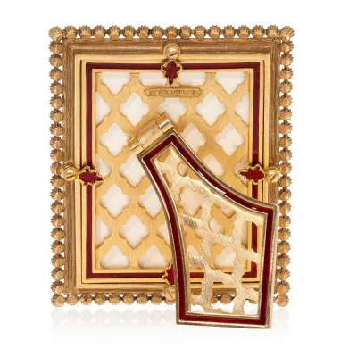 Emilia Stone Edge Ruby Frame 3" x 4"