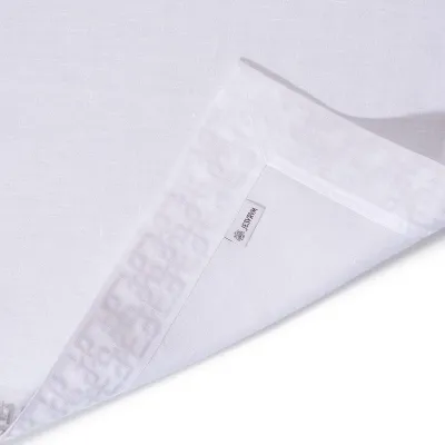 J Dream Embroidered Table Linens