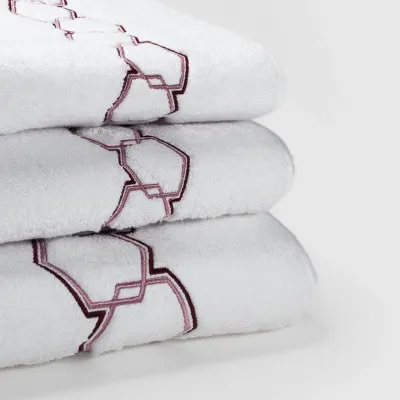 Tivoli White/Pink Embroidered Bath Towels