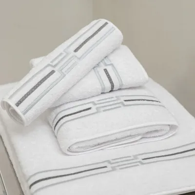 Tibet White/Grey Embroidered Bath Towels