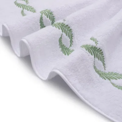 Tangeri White/Green Embroidered Bath Towels