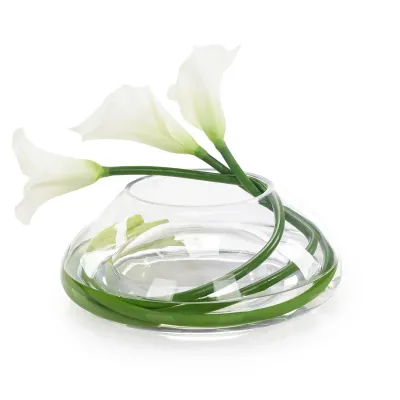 Swirling Calla Lilies