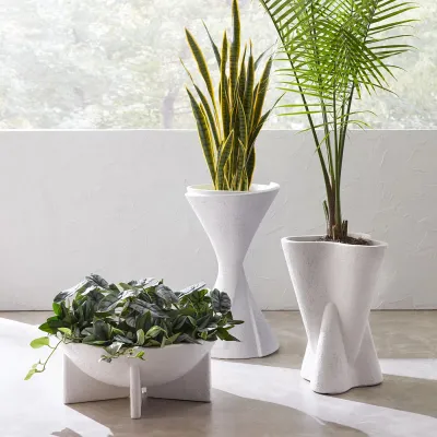 Hans Tall Planter