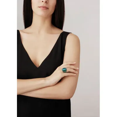 Cabochon Ring Deep Green Crystal