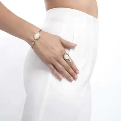 Paon Bracelet White Pearly Clear Crystal And White Lacquer, 18K Yellow Gold-Plated