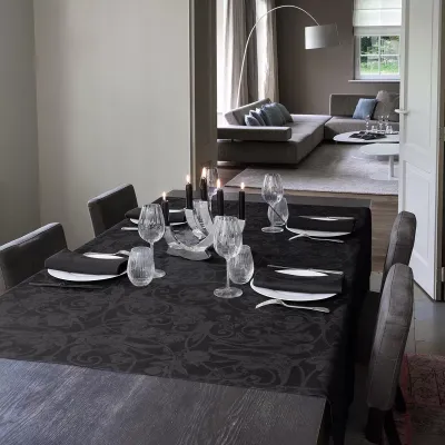 Tivoli Onyx Table Linens