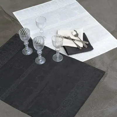 Cristal Dark Grey Crystal Towel 24" x 31"