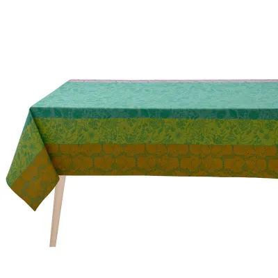 Cottage Green Table Linens