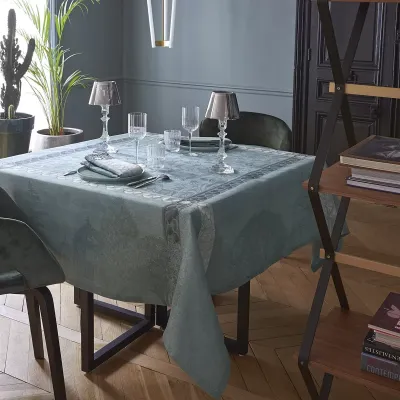 Symphonie Baroque Smoke Table Linens