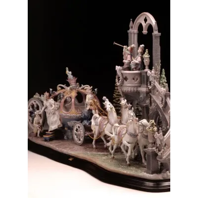 Cinderella's Arrival Sculpture Limited Edition (Special Order)