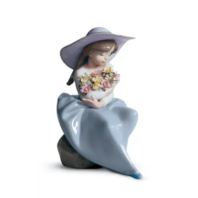 Fragrant Bouquet Girl Figurine