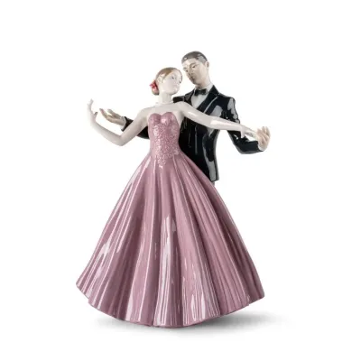 Anniversary Waltz Sculpture