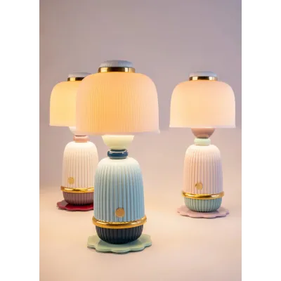 Kokeshi Lamp - Pink