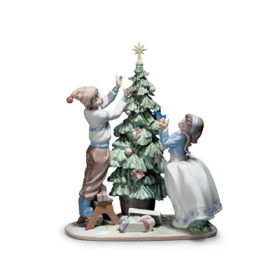 Trimming The Tree Figurine