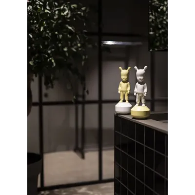 The Yellow Guest - Little