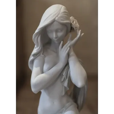 Subtle Moonlight Woman Figurine White Limited Edition (Special Order)