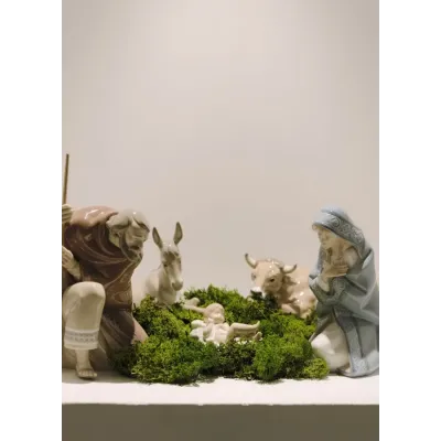 Silent Night Nativity Set