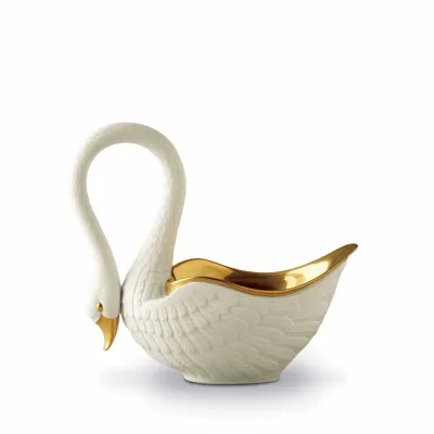 Swan White Bowl Medium 6.5 x 6.5" - 17 x 17cm