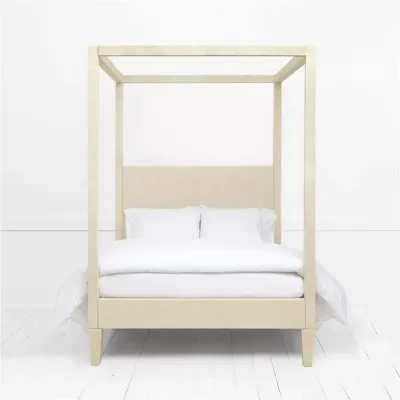 Sorin Bed Off-White Vintage Faux Shagreen