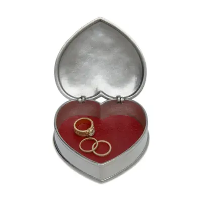 Lidded Heart Box