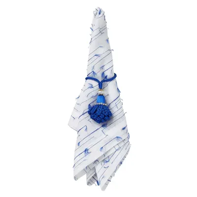 Amalfi Blue/White Stain-Resistant Table Linens