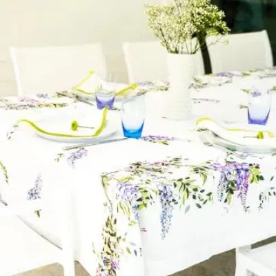Cassis Table Linens