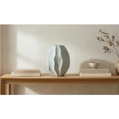 Gali Vessel