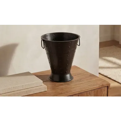 Zelda Vase