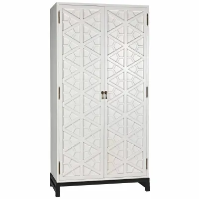 Maharadshcha Hutch, Solid White