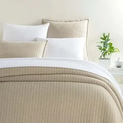 Boyfriend Sand Matelasse Bedding