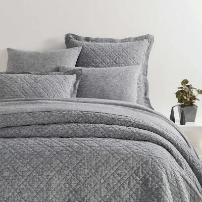 Washed Linen Black Quilt Bedding