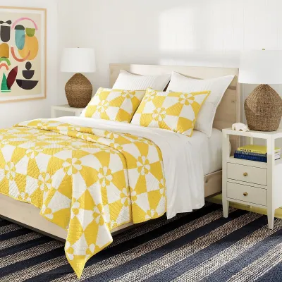 Sunny Side Yellow Quilt Bedding