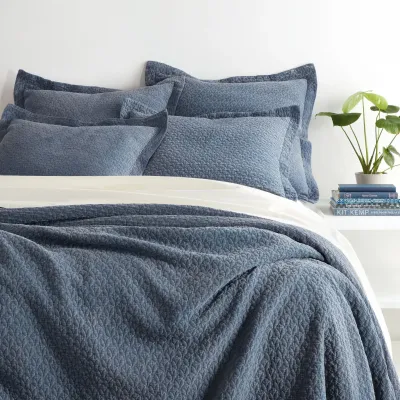 Hawley Indigo Matelasse Coverlet Full/Queen