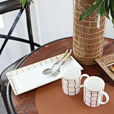 Alligator Gold 13" Sandwich/ Cake Tray