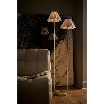 Polly Floor Lamp (Natural Brass with White Scalloped Shade)