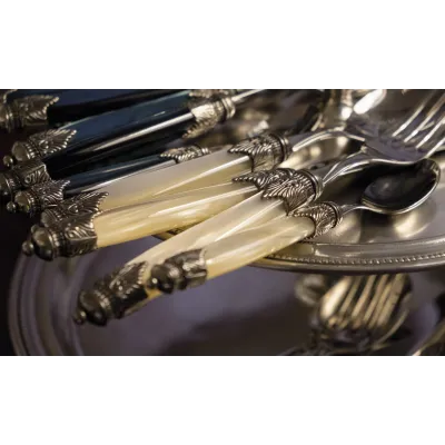 Arianna Ivory Flatware