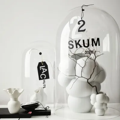 Mini Vase White Skum Vase 4 in