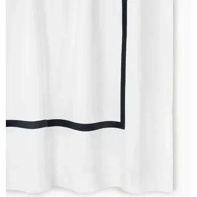 Estate Shower Curtain 72 x 72 White/Black